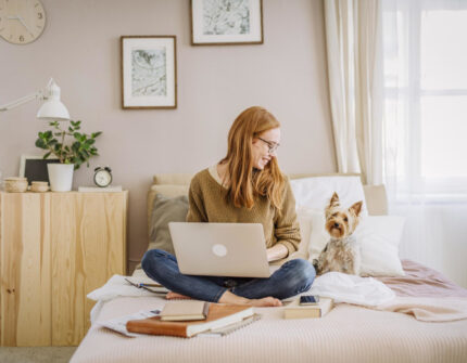 Neobroker im Wandel: Welche Chancen sich für die Altersvorsorge junger Kunden eröffnen